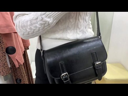 ❤️ Masturbazione pubblica della giovane cagna FeralBerry con un dildo nel camerino ❤️ Porno fatto in casaal it.dreamlandpassionjourney.ru ️❤